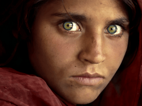 NIÑA-AFGANA-Steve-Mccurry