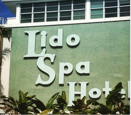 Lido_hotel_Miami